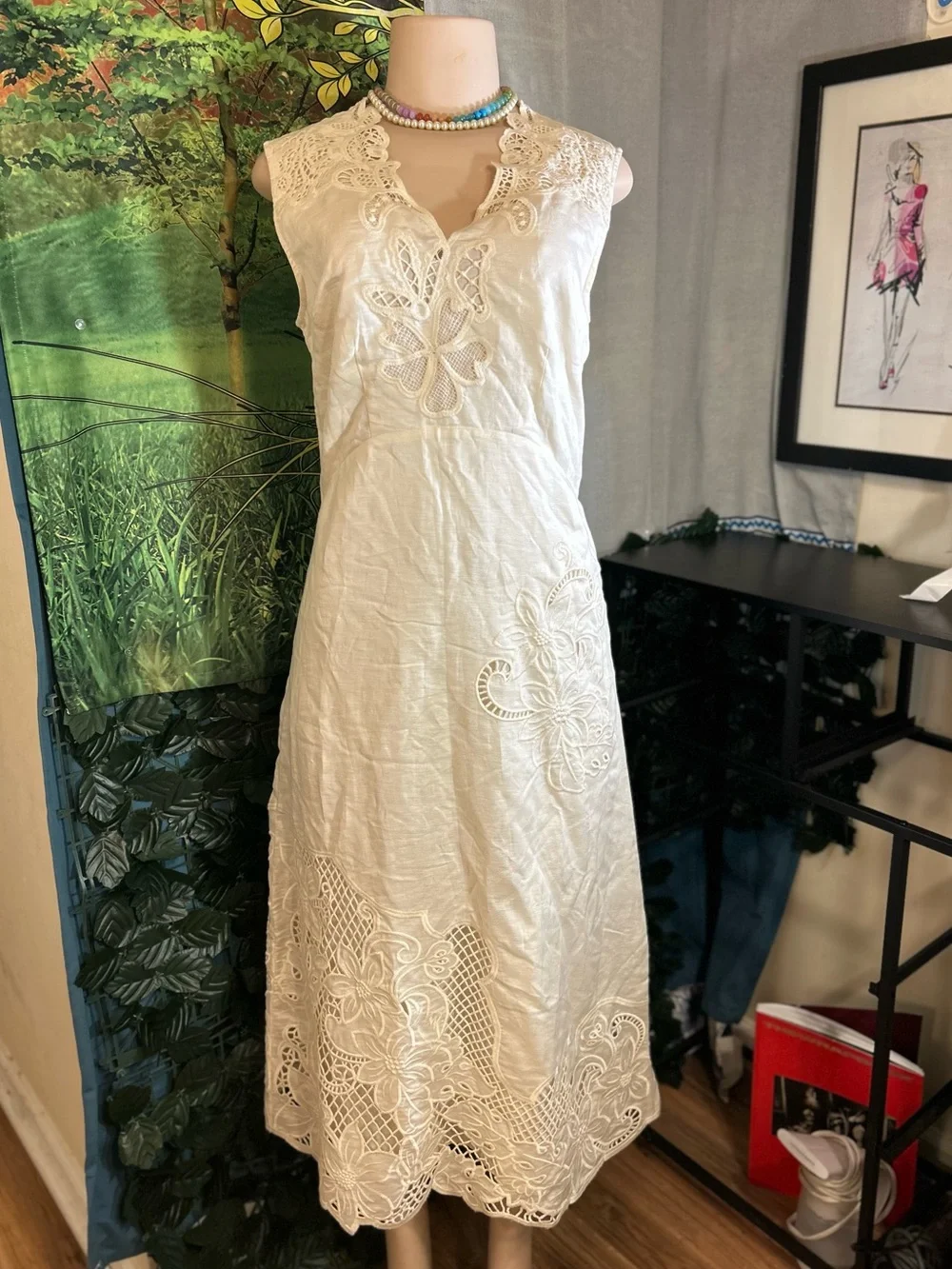 Sold-Elie Tahari Ivory/Cream Sleeveless Lace-Trim Lined Midi Dress NWOTs